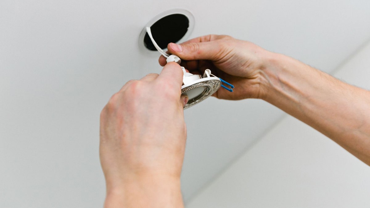 Установка светильников в потолок: пошаговая инструкция по монтажу - 4